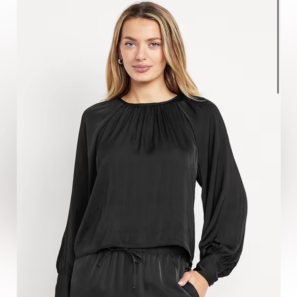 Old Navy Satin Shirred Top
